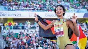 12月8日NBA焦点战：绿军猛龙分区内战，湖勇迎东部劲旅考验