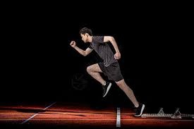 为什么投手在投球间隔喜欢调整帽子及整理投球丘泥土的心理暗示